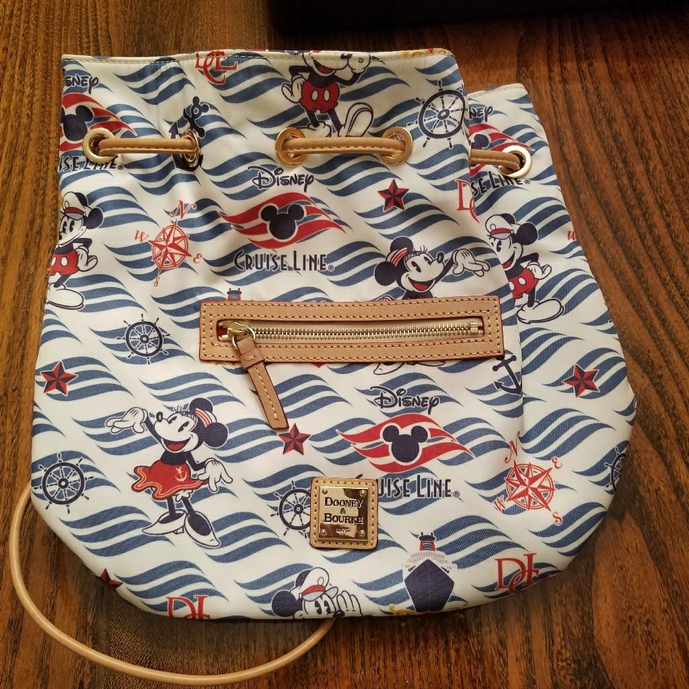 New Disney dooney and Bourke cruise backpack - Picture 2 of 4
